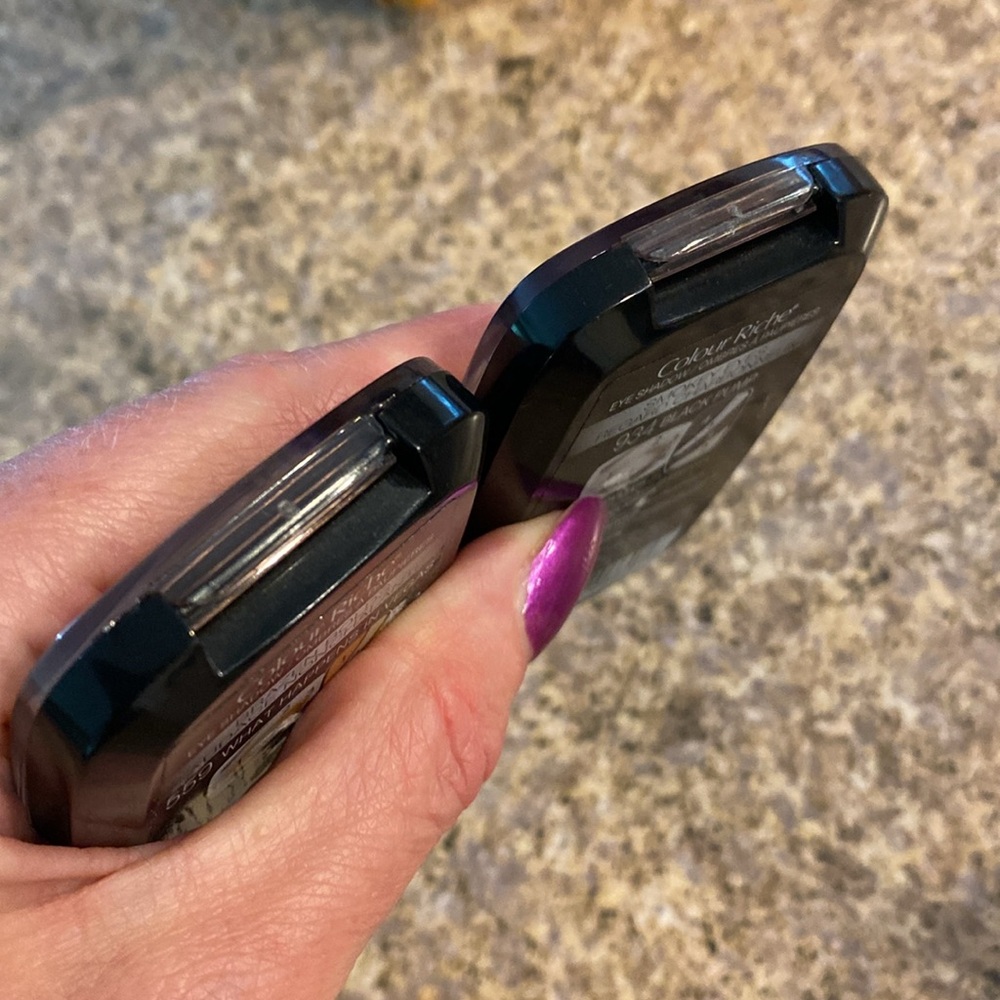 2 L’Oréal Eye Shadows Never Used 934 559 - Picture 9 of 10